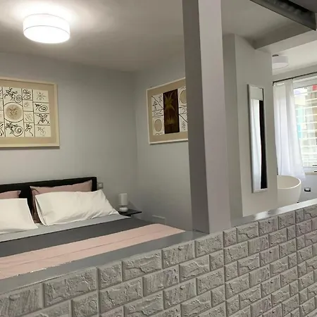 Appartamento Argiro95 Luxury Bari Esterno foto